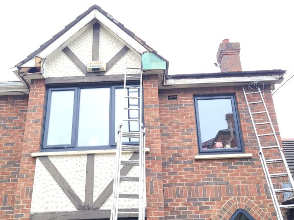 Our roofers working in Clonard